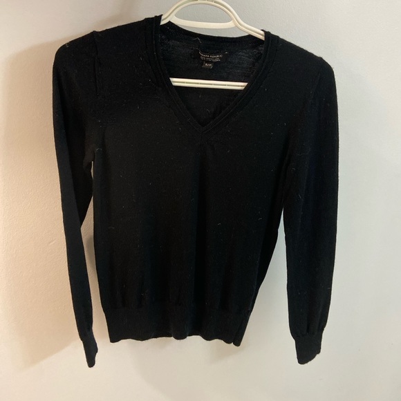 Black, banana republic shrug sweater, size small - Picture 1 of 3